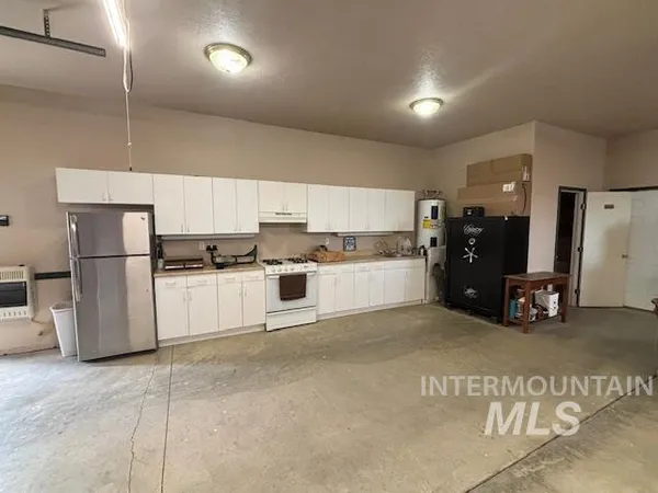 $1,099,000 | 26125 South Old Malad Highway, Downey, ID 83234