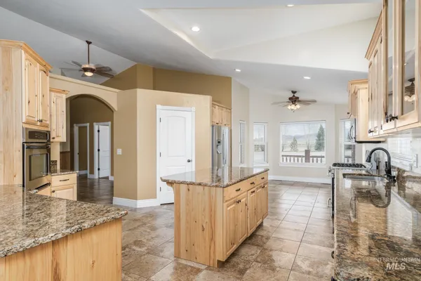 $1,099,000 | 26125 South Old Malad Highway, Downey, ID 83234