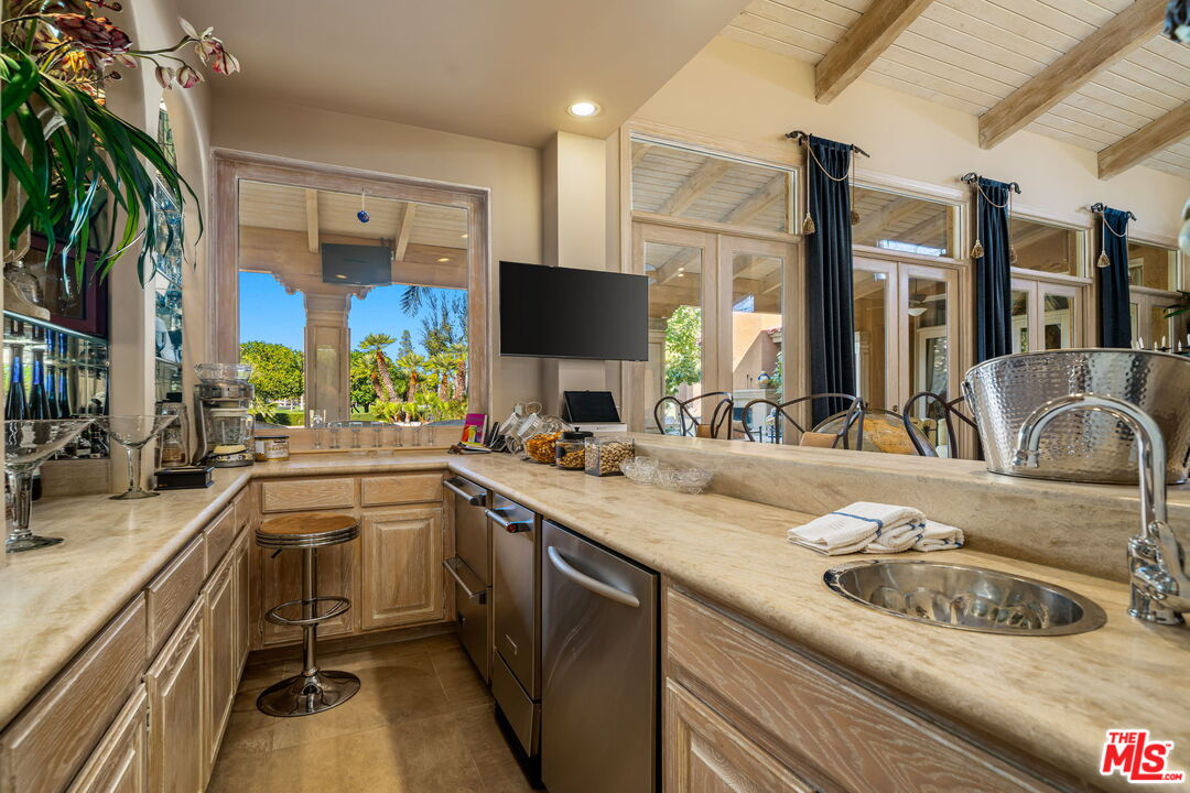 71150 North Thunderbird Terrace Rancho Mirage, CA 92270 - Photo 30 of 75