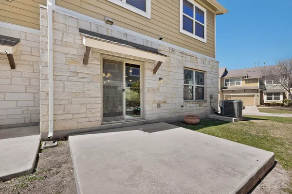 $1,875 | 1620 Bryant Drive, Unit 2701, Round Rock, TX 78664