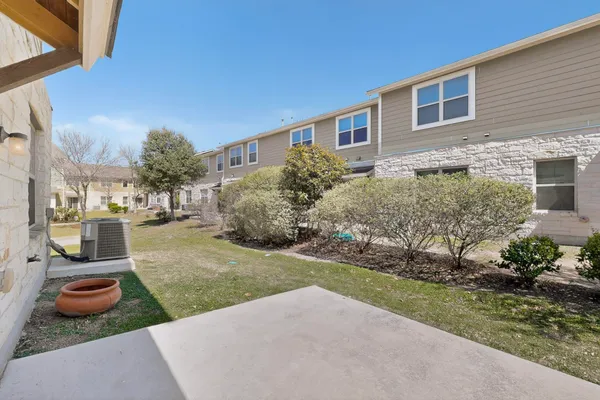 $1,875 | 1620 Bryant Drive, Unit 2701, Round Rock, TX 78664
