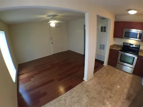 $1,075 | 2800 Cole Street, Unit 103C, Austin, TX 78705