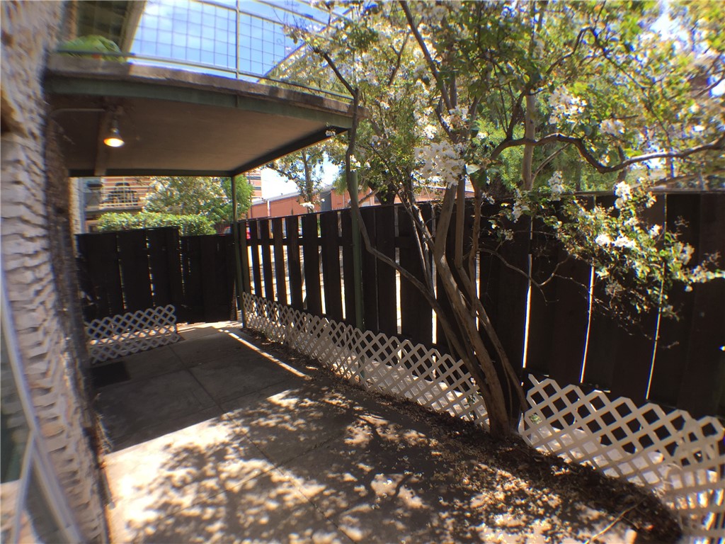 2800 Cole Street, Unit 103C Austin, TX 78705 - Photo 2 of 16