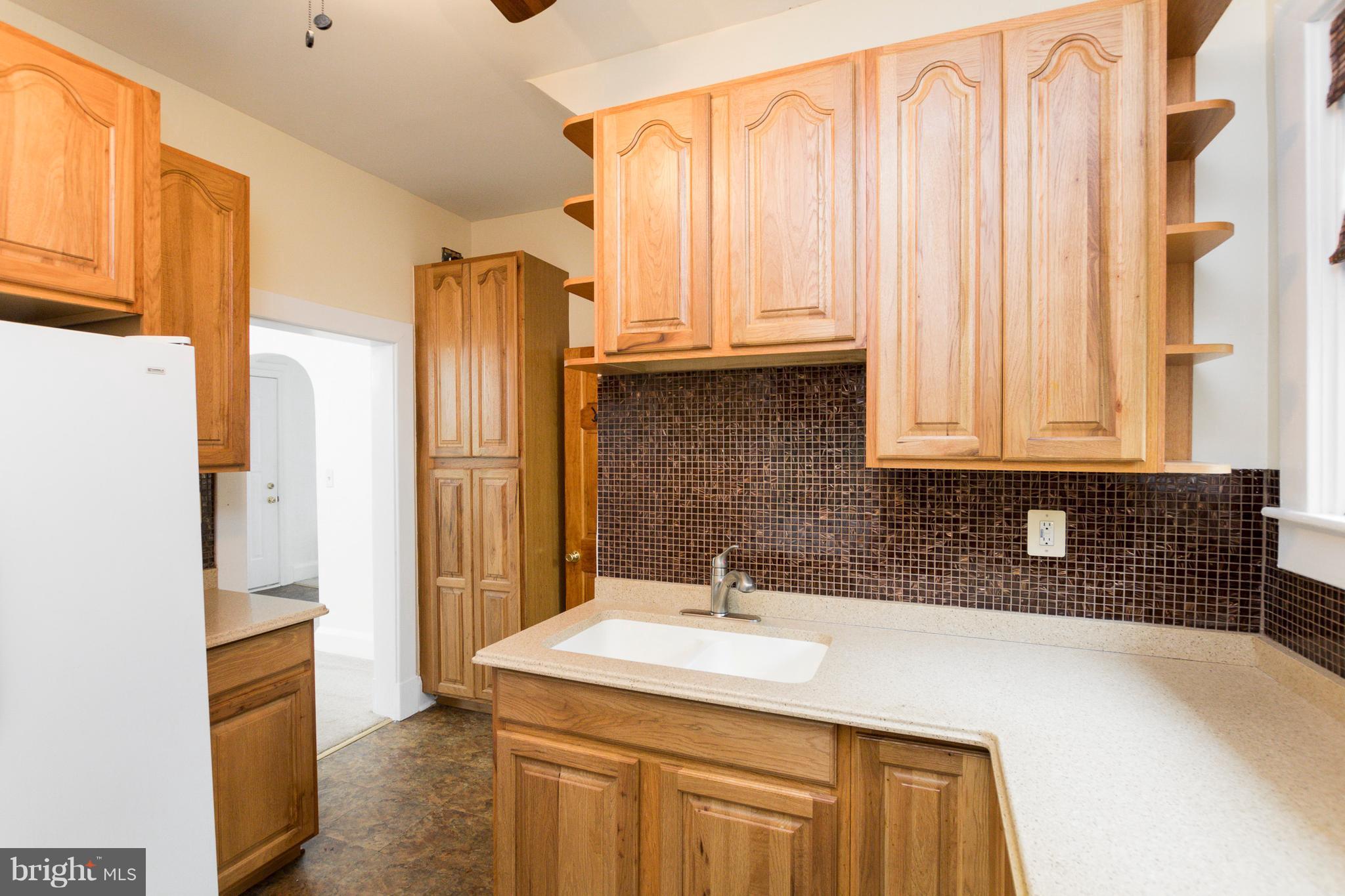 630 Plymouth Road Baltimore, MD 21229 - Photo 12 of 30 Kitchen
