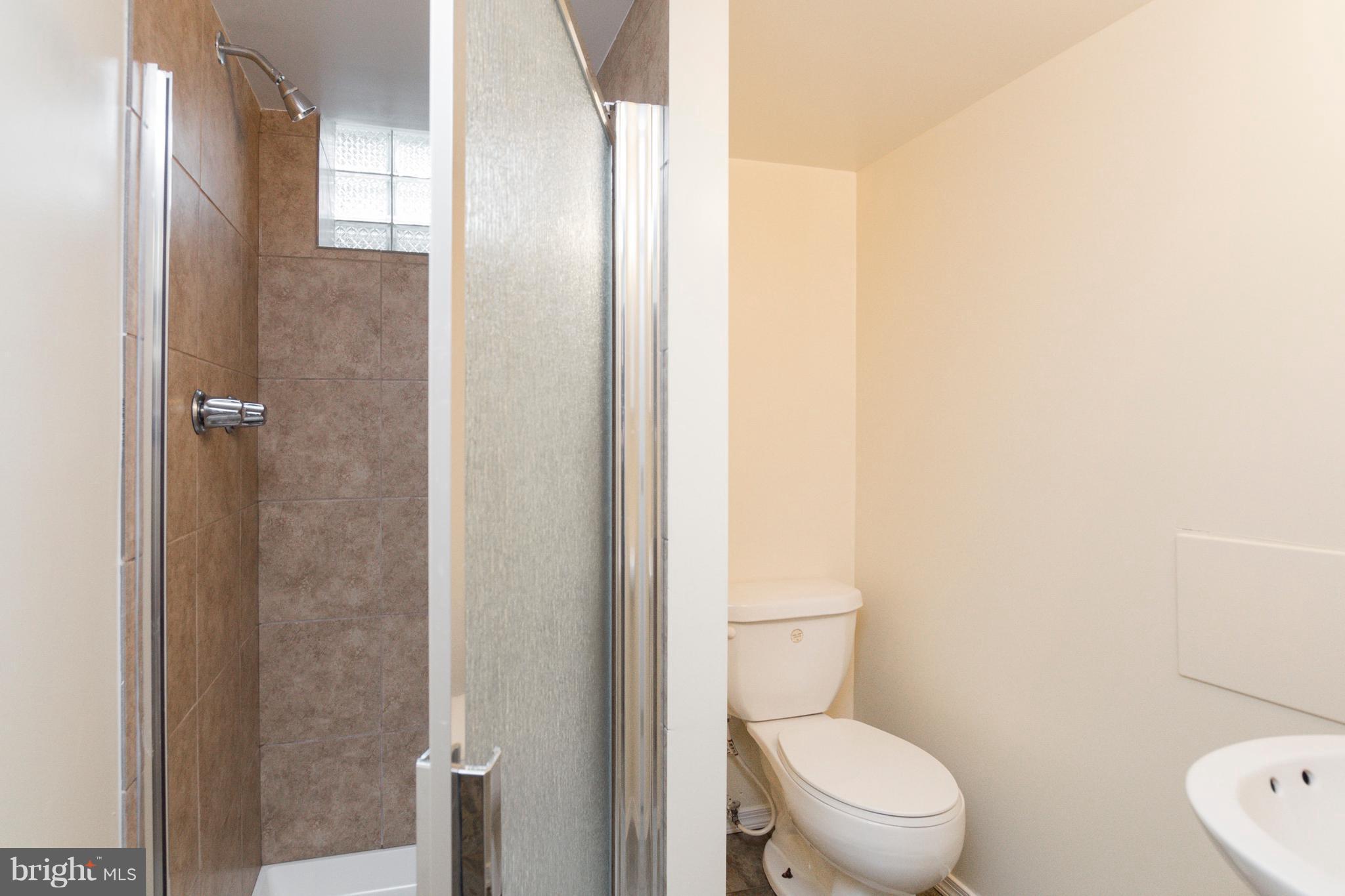 630 Plymouth Road Baltimore, MD 21229 - Photo 27 of 30 Basement Bath