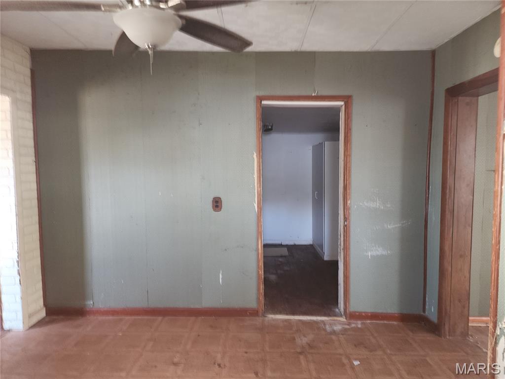 405 Washington Street Kane, IL 62054 - Photo 16 of 33