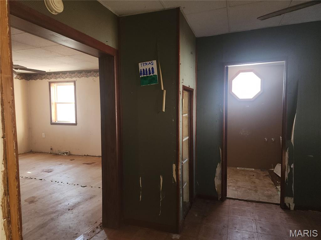 405 Washington Street Kane, IL 62054 - Photo 19 of 33