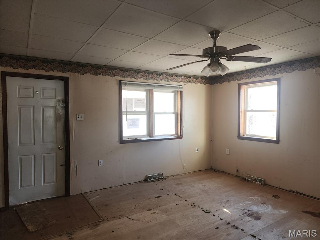 405 Washington Street Kane, IL 62054 - Photo 22 of 33