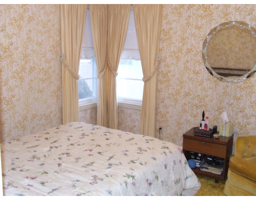 32 Stark Road Worcester, MA 01602 - Photo 8 of 8 Gallery Image 8