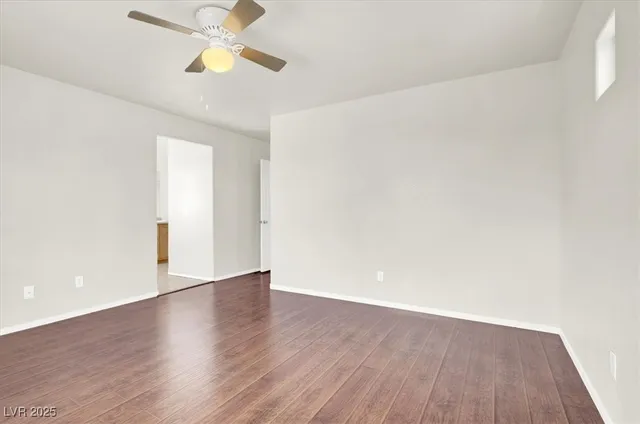 $1,800 | 6909 Graceful Cloud Avenue, Las Vegas, NV 89122