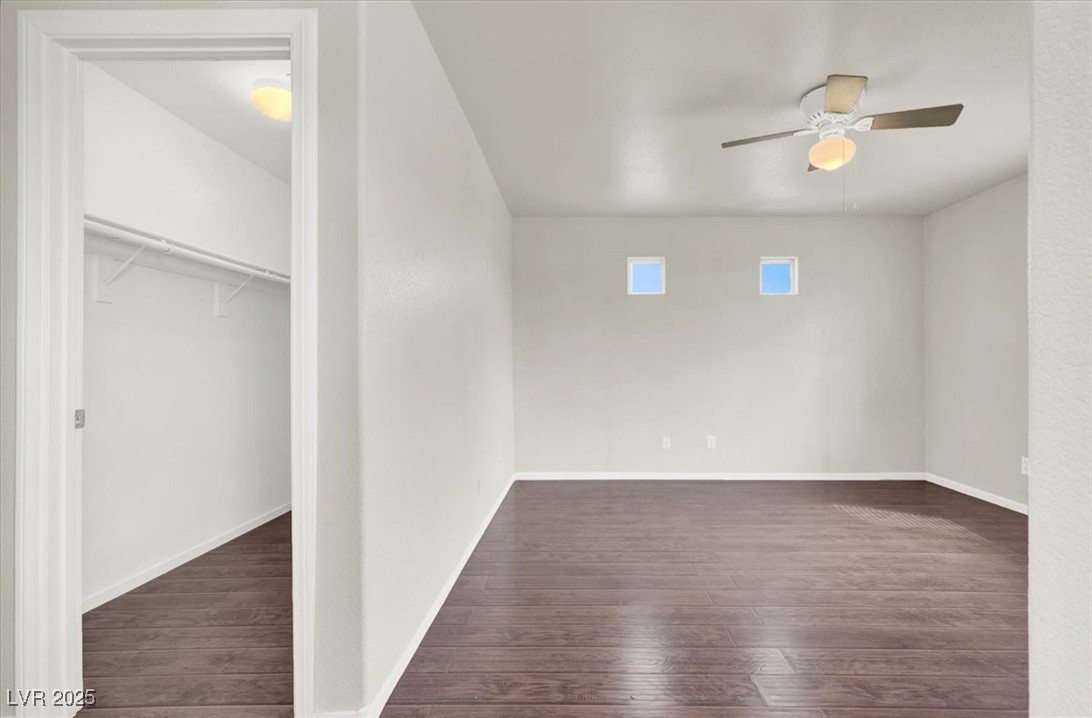 6909 Graceful Cloud Avenue Las Vegas, NV 89122 - Photo 23 of 33