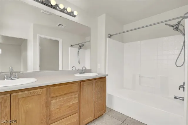 $1,800 | 6909 Graceful Cloud Avenue, Las Vegas, NV 89122