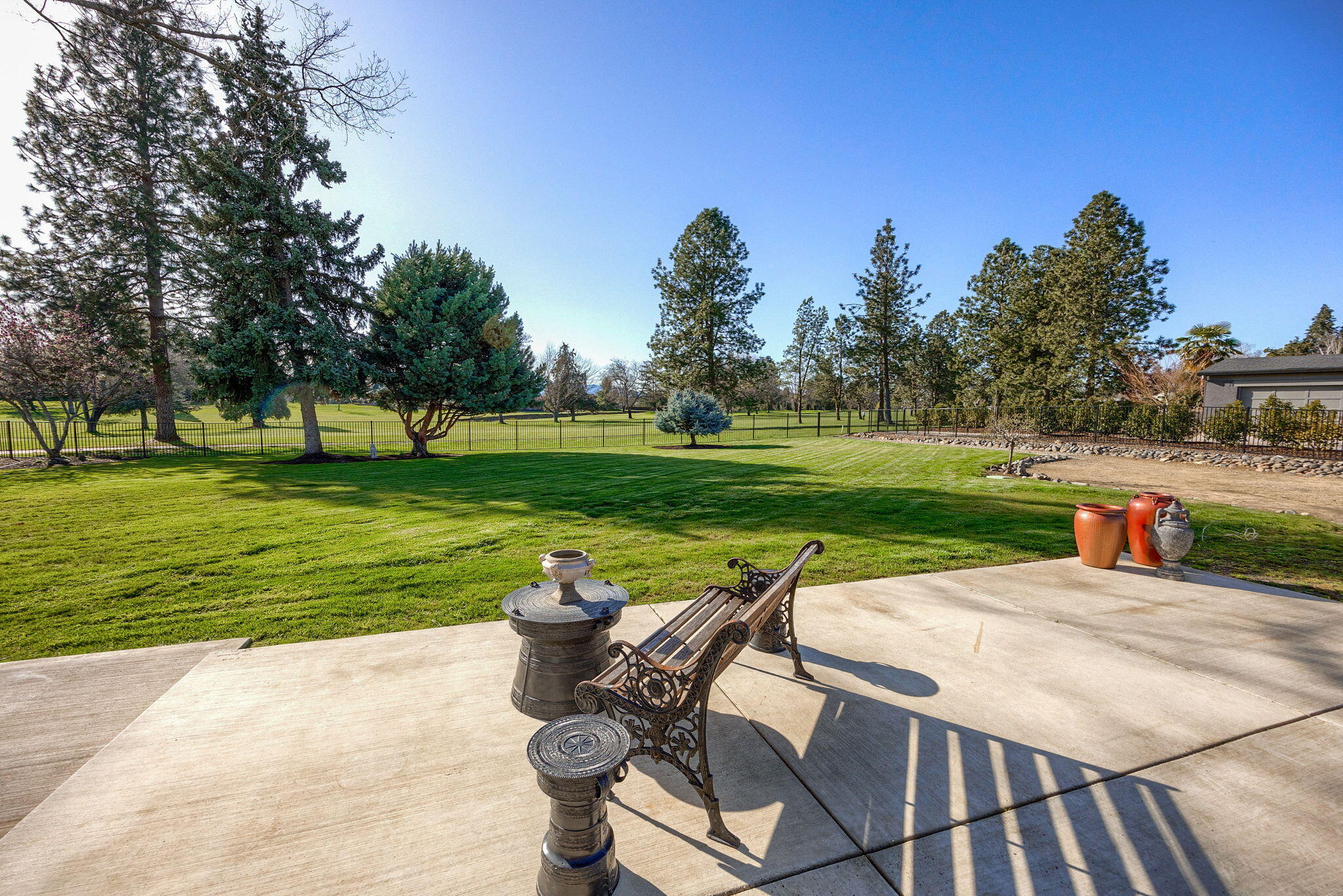 40 South Foothill Road Medford, OR 97504 - Photo 55 of 73 30-web-or-mls-ApxSF (30)