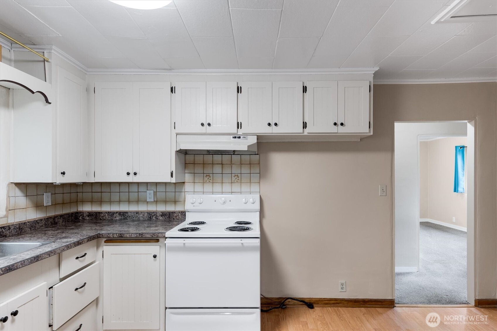 3329 Virginia Way Longview, WA 98632 - Photo 13 of 40