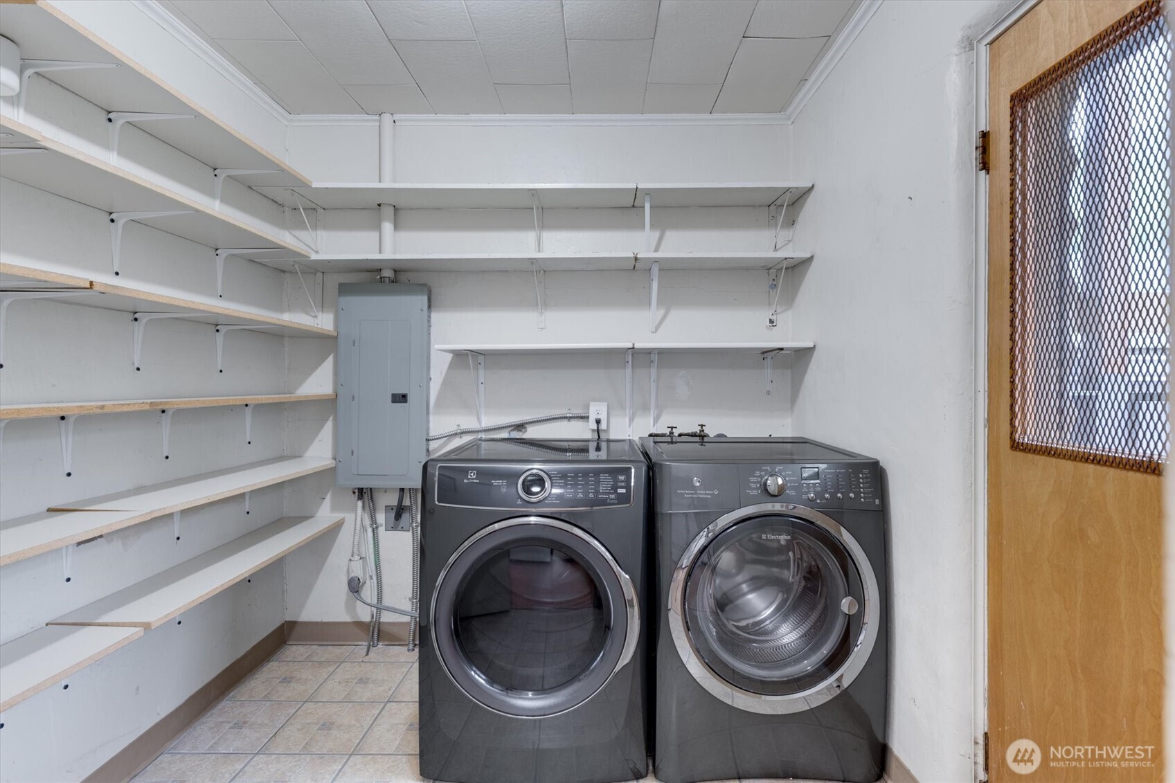 3329 Virginia Way Longview, WA 98632 - Photo 17 of 40