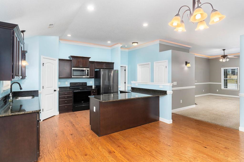 281 Highland Springs Loop Inman, SC 29349 - Photo 9 of 32