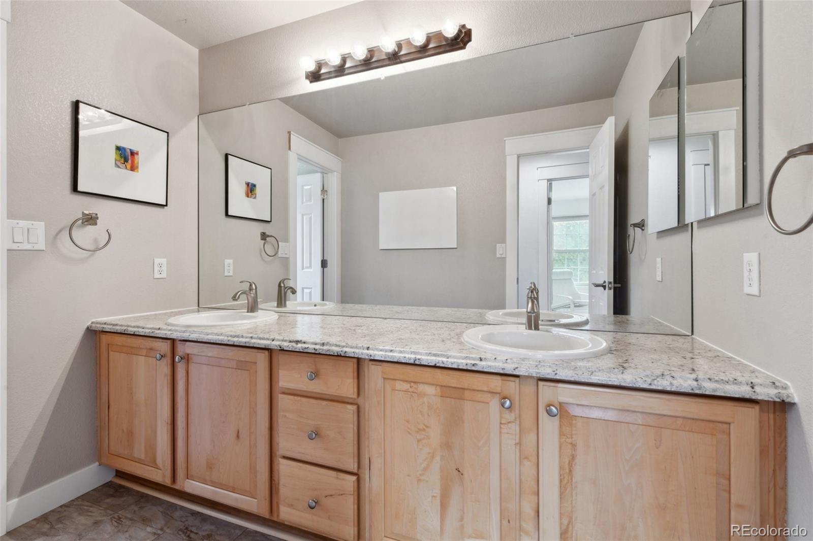 1819 Spring Water Lane Highlands Ranch, CO 80129 - Photo 34 of 40