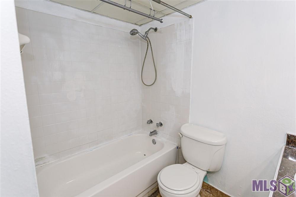 3005 Highland Road, Unit 13 Baton Rouge, LA 70802 - Photo 17 of 17 Gallery Image 17