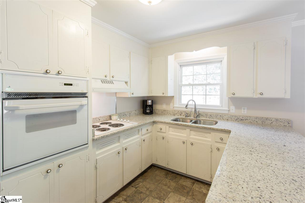 14 Randy Drive Taylors, SC 29687 - Photo 11 of 32 Gallery Image 11