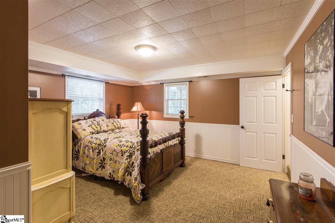 14 Randy Drive Taylors, SC 29687 - Photo 21 of 32 Gallery Image 21