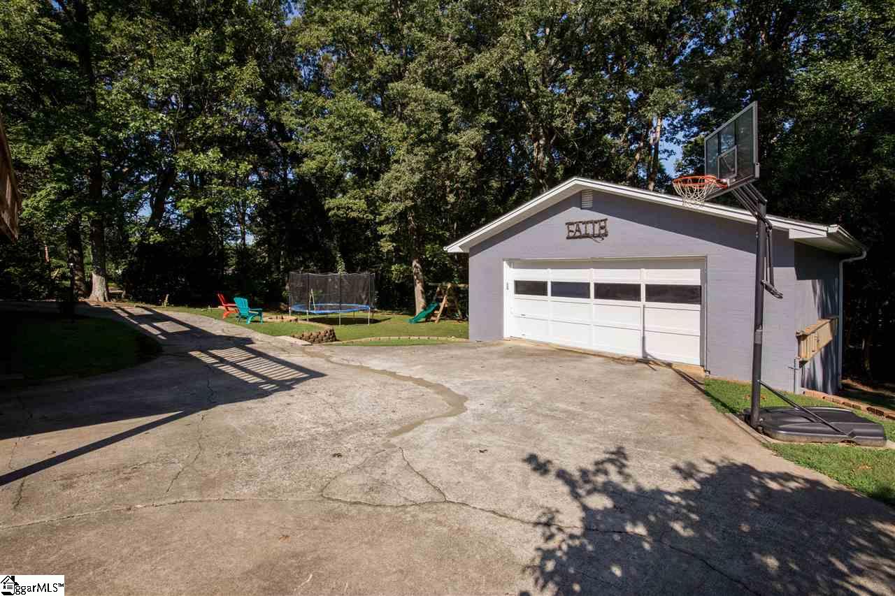 14 Randy Drive Taylors, SC 29687 - Photo 28 of 32 Gallery Image 28
