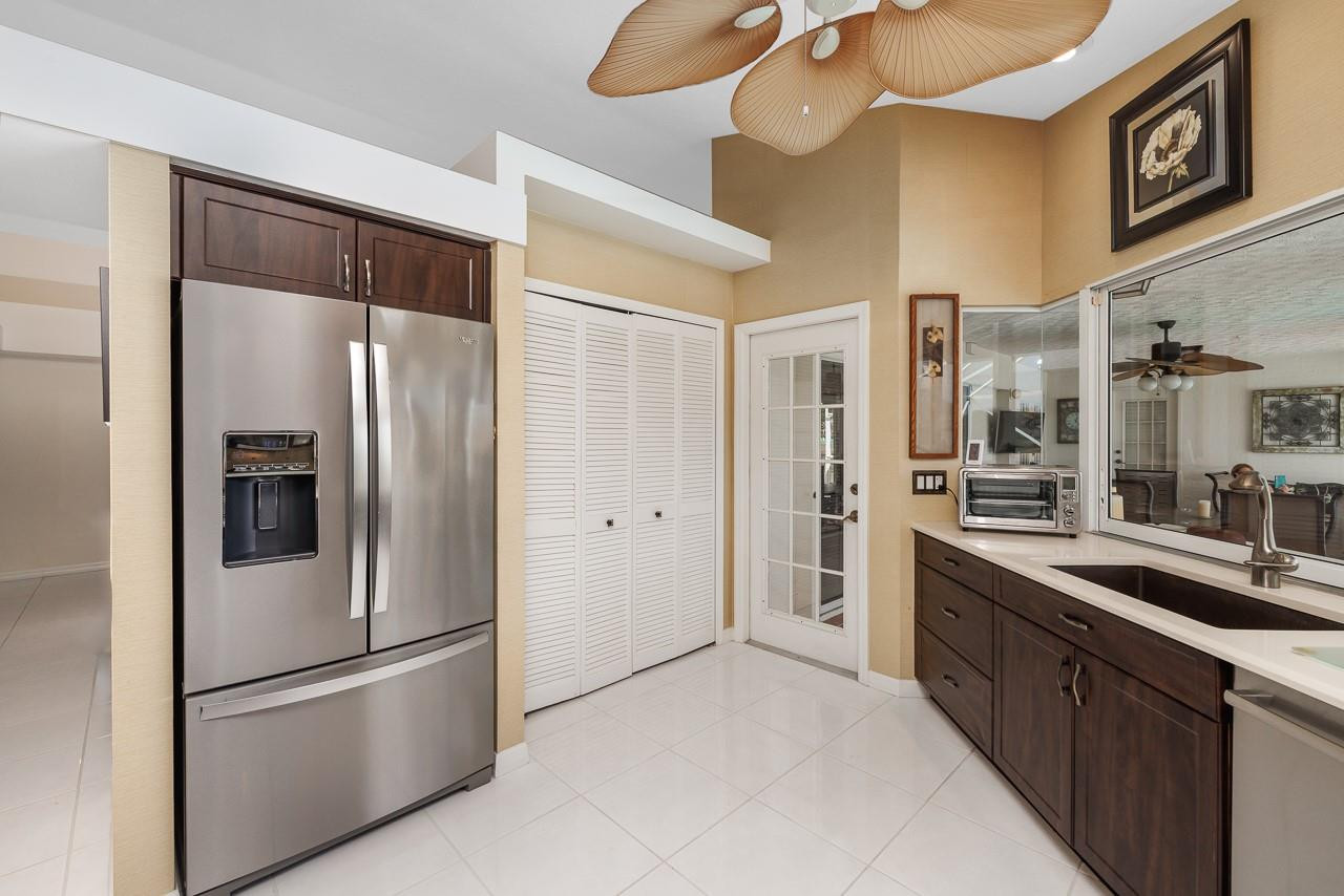 2303 Southwest Danforth Circle Palm City, FL 34990 - Photo 12 of 41 Photo 12