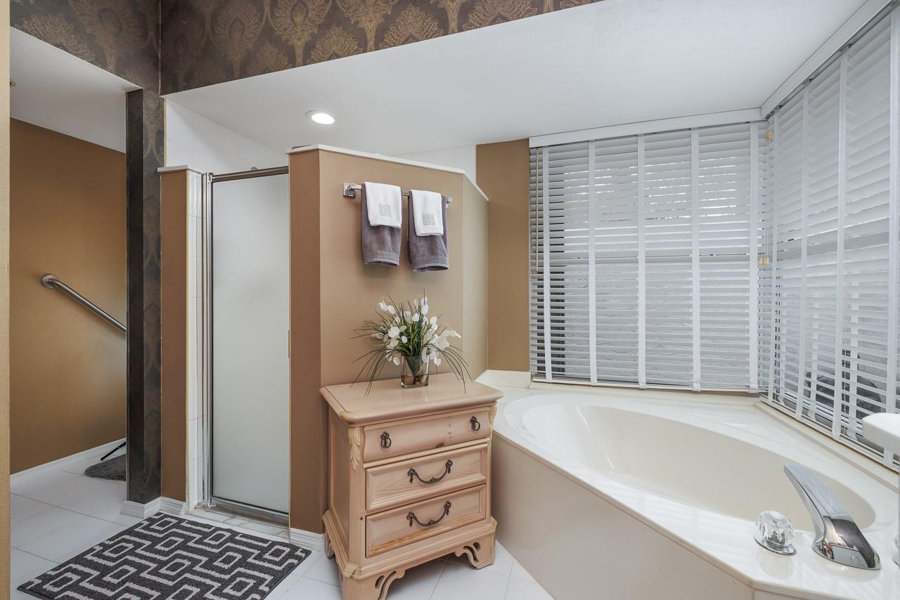 2303 Southwest Danforth Circle Palm City, FL 34990 - Photo 19 of 41 Photo 19