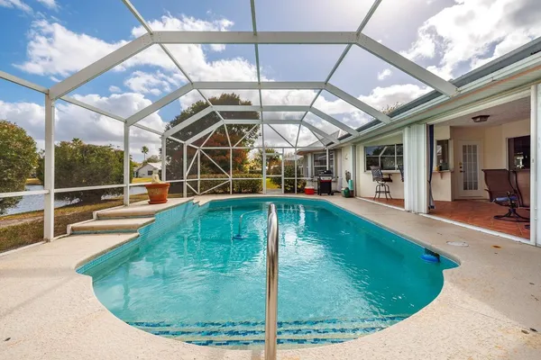 $690,000 | 2303 Southwest Danforth Circle, Palm City, FL 34990