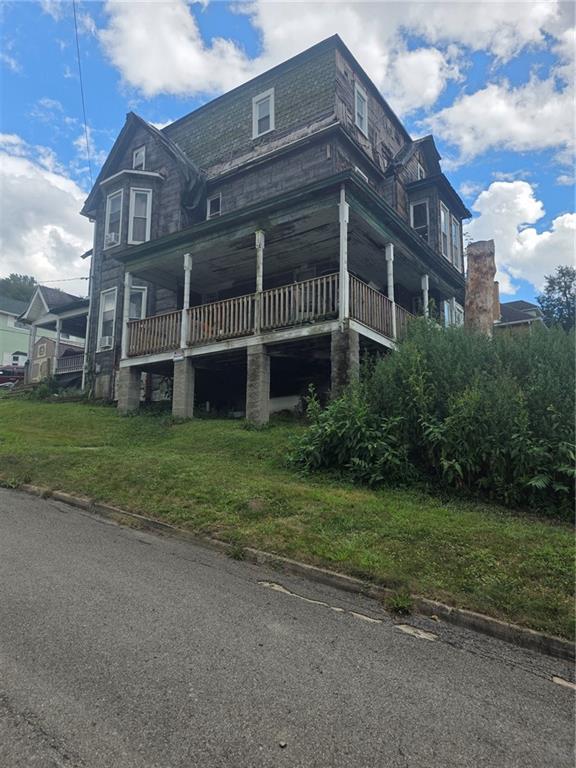 303 South Third Street Apollo, PA 15613 - Photo 1 of 25 Gallery Image 1