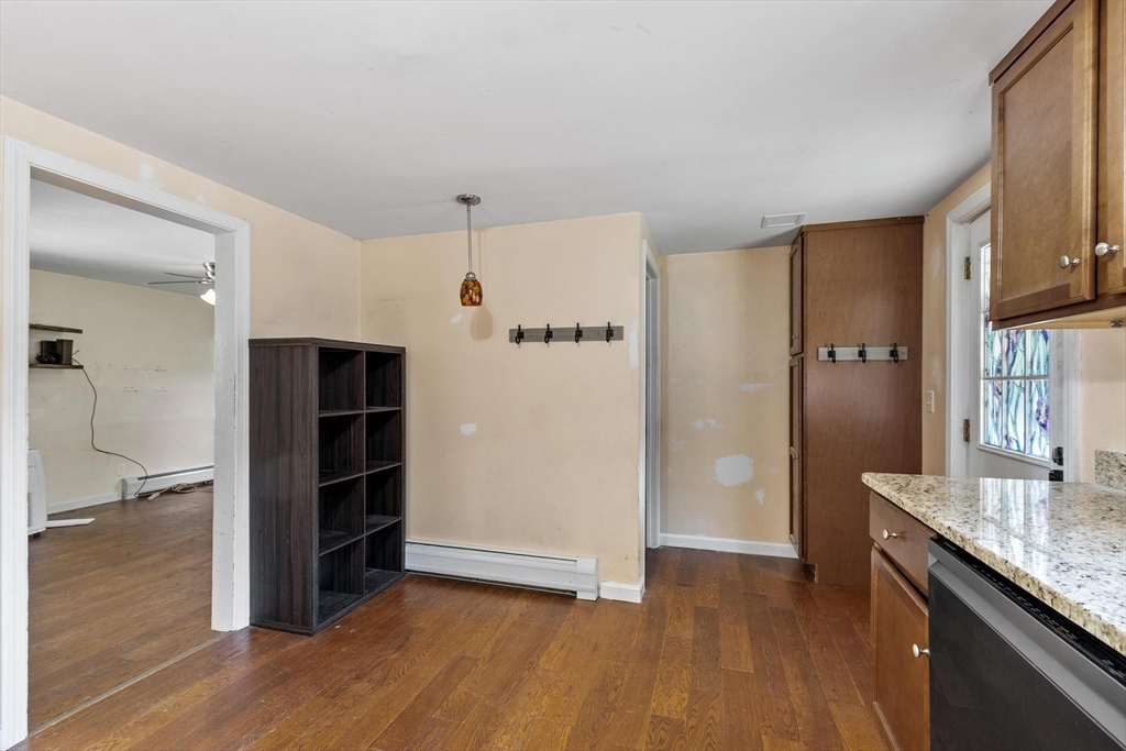 28 Wellesley Street Athol, MA 01331 - Photo 16 of 23