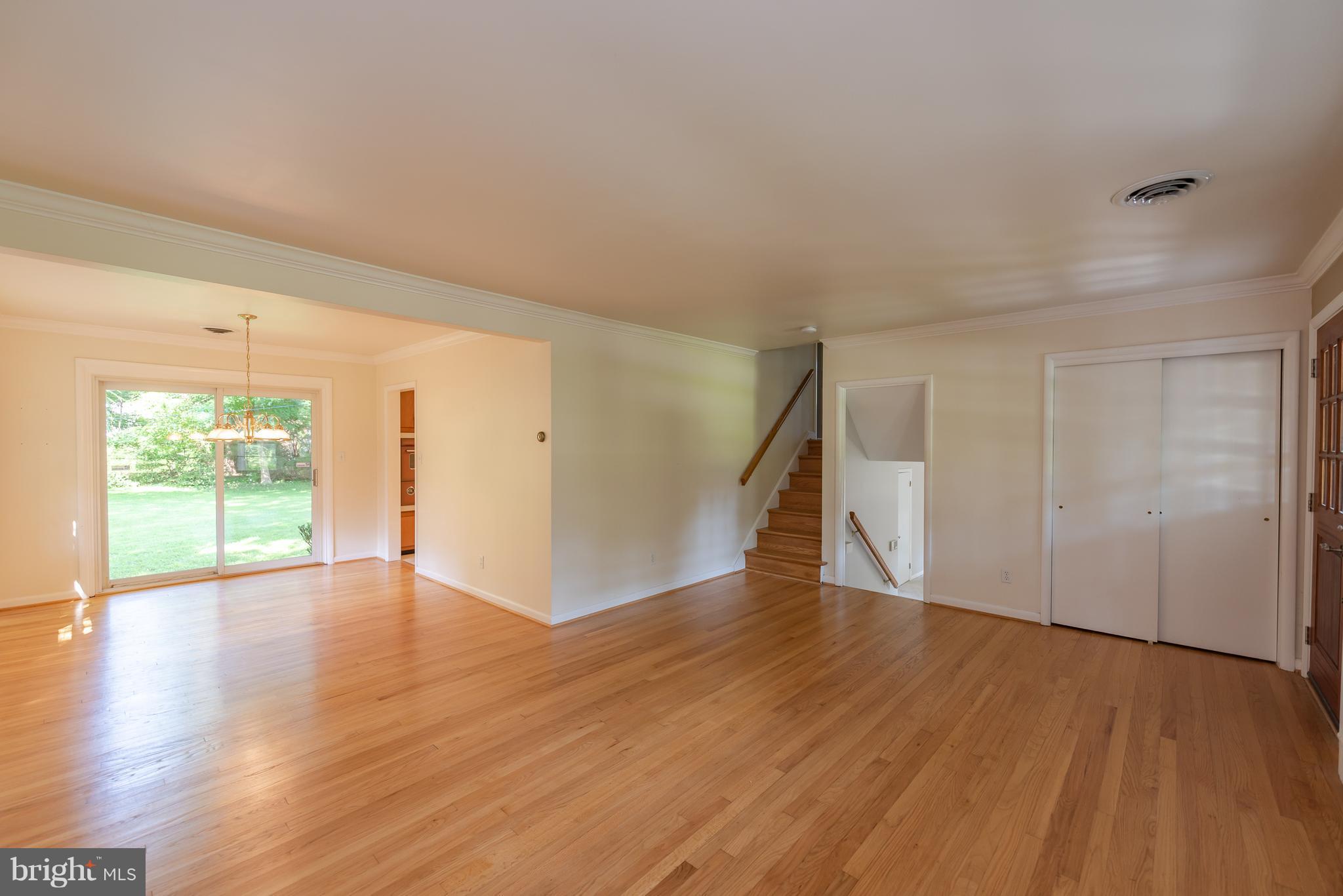 3710 Meadowvale Road Ellicott City, MD 21042 - Photo 12 of 27 Living / Dining Room