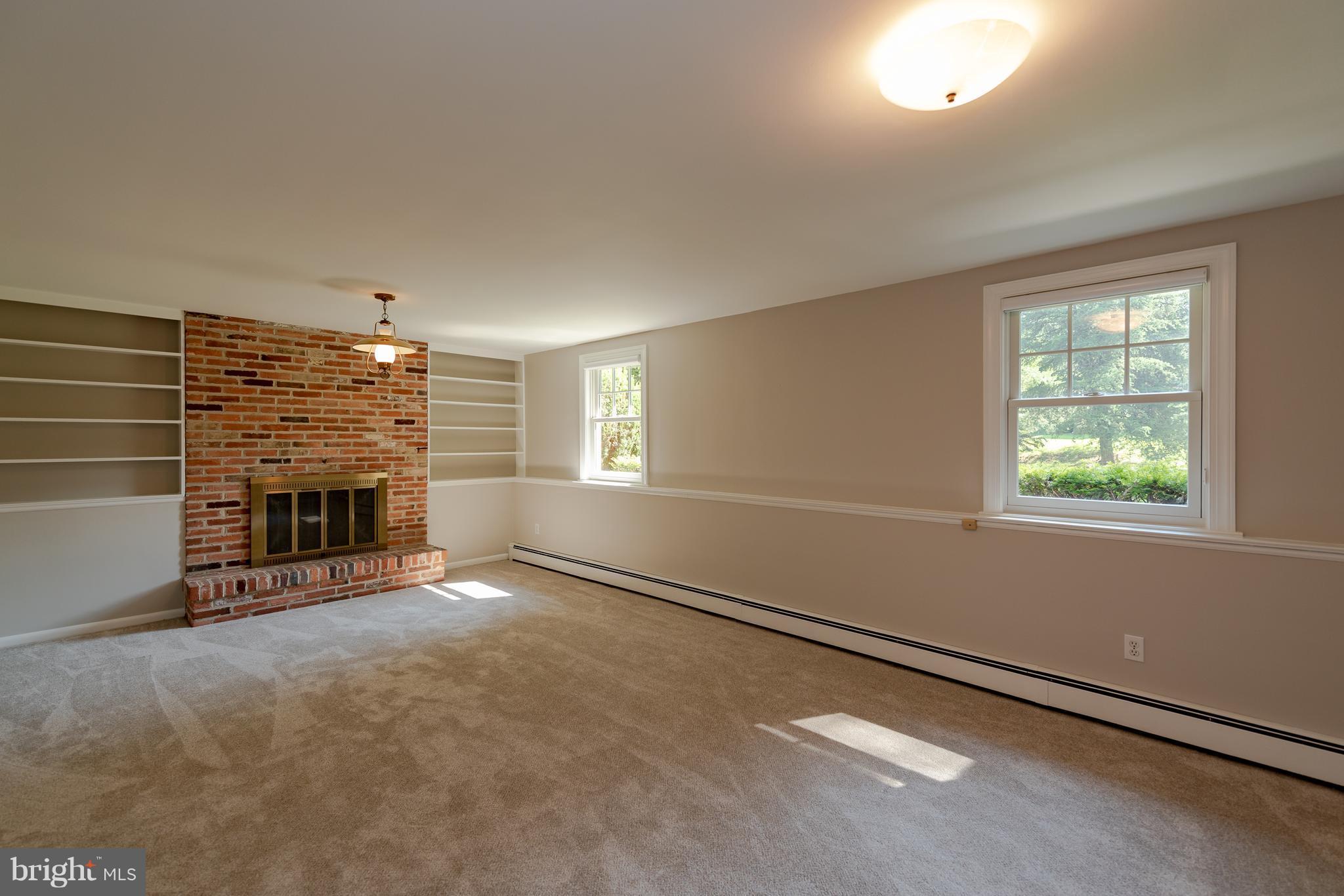 3710 Meadowvale Road Ellicott City, MD 21042 - Photo 4 of 27 Family Room