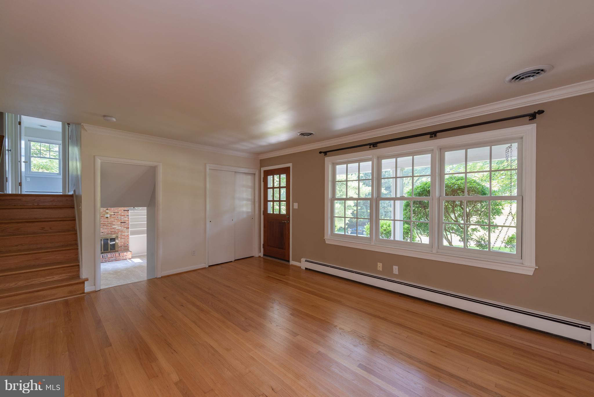 3710 Meadowvale Road Ellicott City, MD 21042 - Photo 7 of 27 Living Room