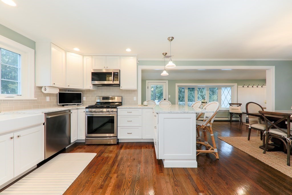 12 Rustlewood Road Milton, MA 02186 - Photo 8 of 21 Gallery Image 8