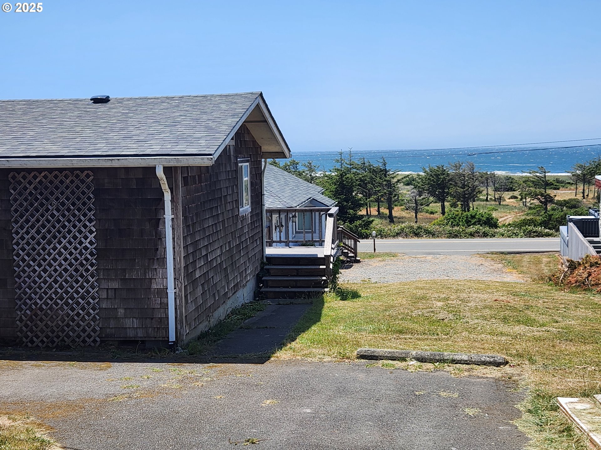 94036 Doyle Point Road Gold Beach, OR 97444 - Photo 2 of 42 Gallery Image 2