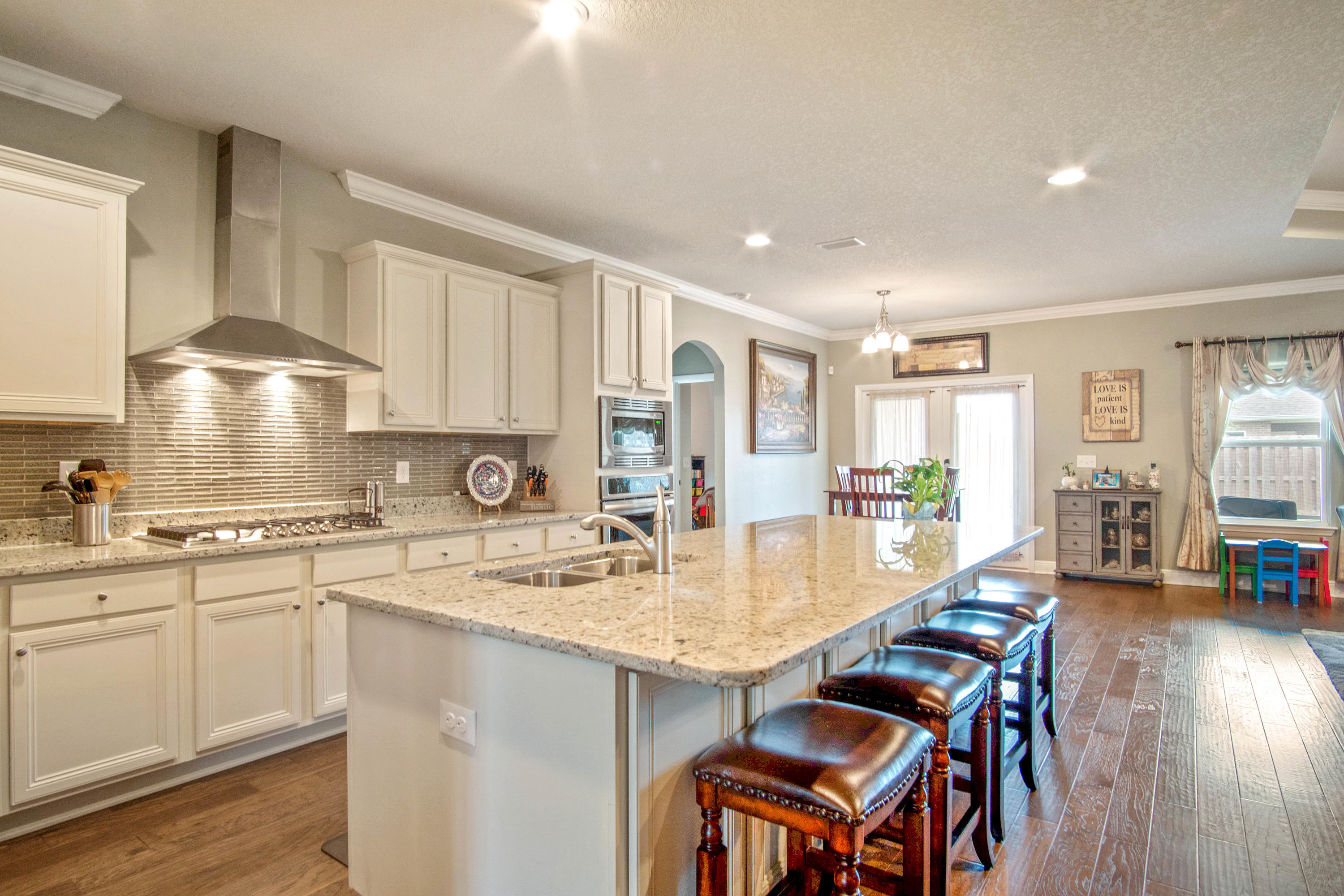 76 Lottie Loop Freeport, FL 32439 - Photo 7 of 50 DSC04219
