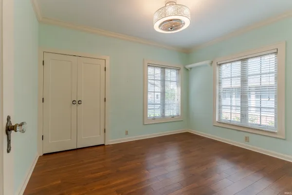 $389,900 | 2224 East Mulberry Street, Evansville, IN 47714