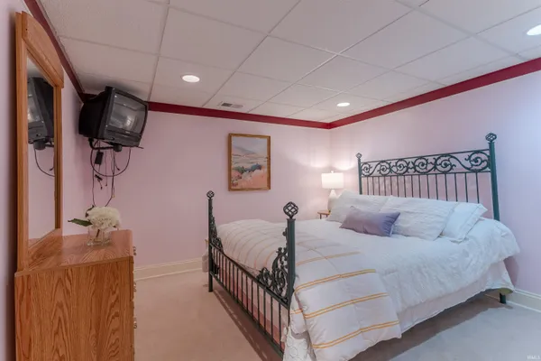 $389,900 | 2224 East Mulberry Street, Evansville, IN 47714