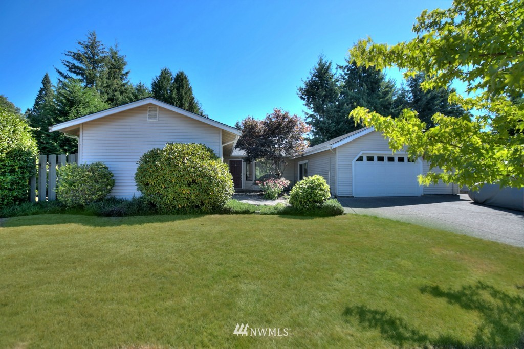 2518 Whitman Court Northeast Renton, WA 98059 - Photo 1 of 22 Gallery Image 1