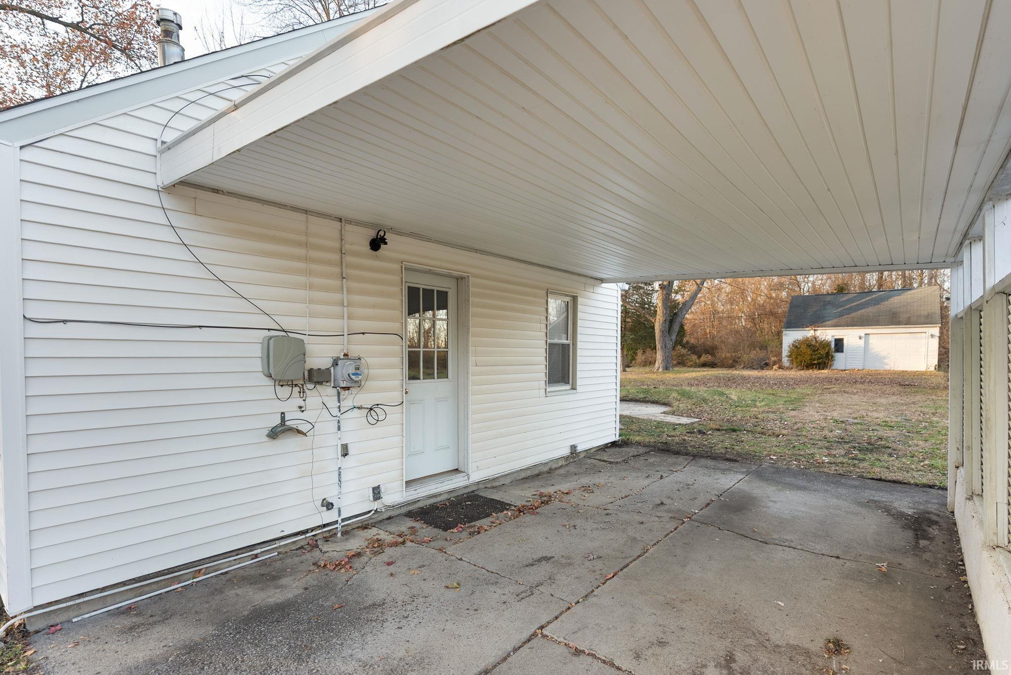 4802 Ridgelane Drive Fort Wayne, IN 46804 - Photo 3 of 32 Gallery Image 3