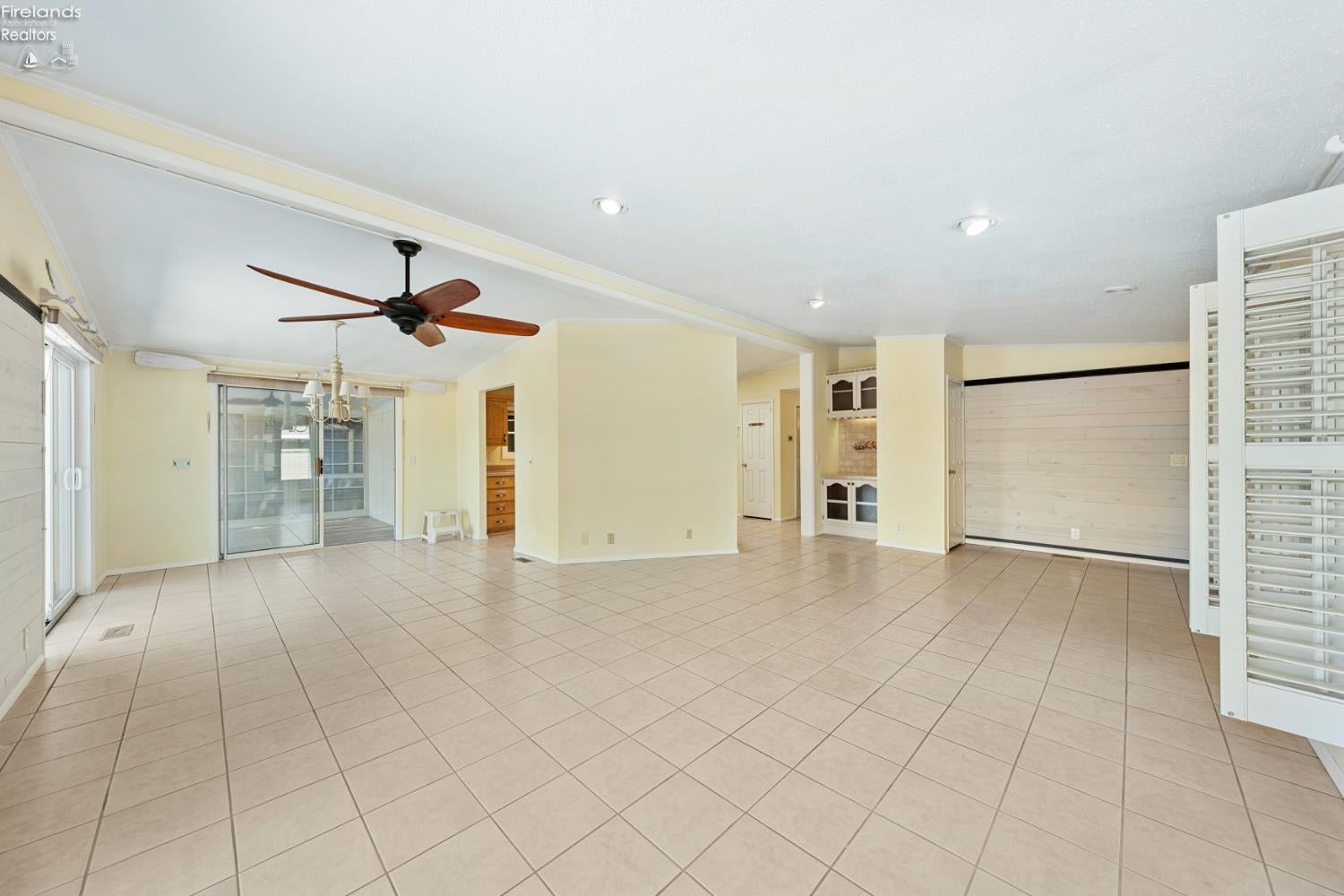 6485 East Harbor Road, Unit 10 Lakeside Marblehead, OH 43440 - Photo 7 of 68 Gallery Image 7