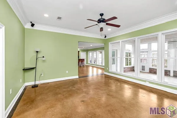 $290,000 | 2210 South Willow Ridge Avenue, Port Allen, LA 70767