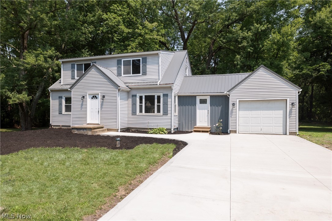 3505 Mayfair Road Akron, OH 44312 - Photo 2 of 30 Gallery Image 2