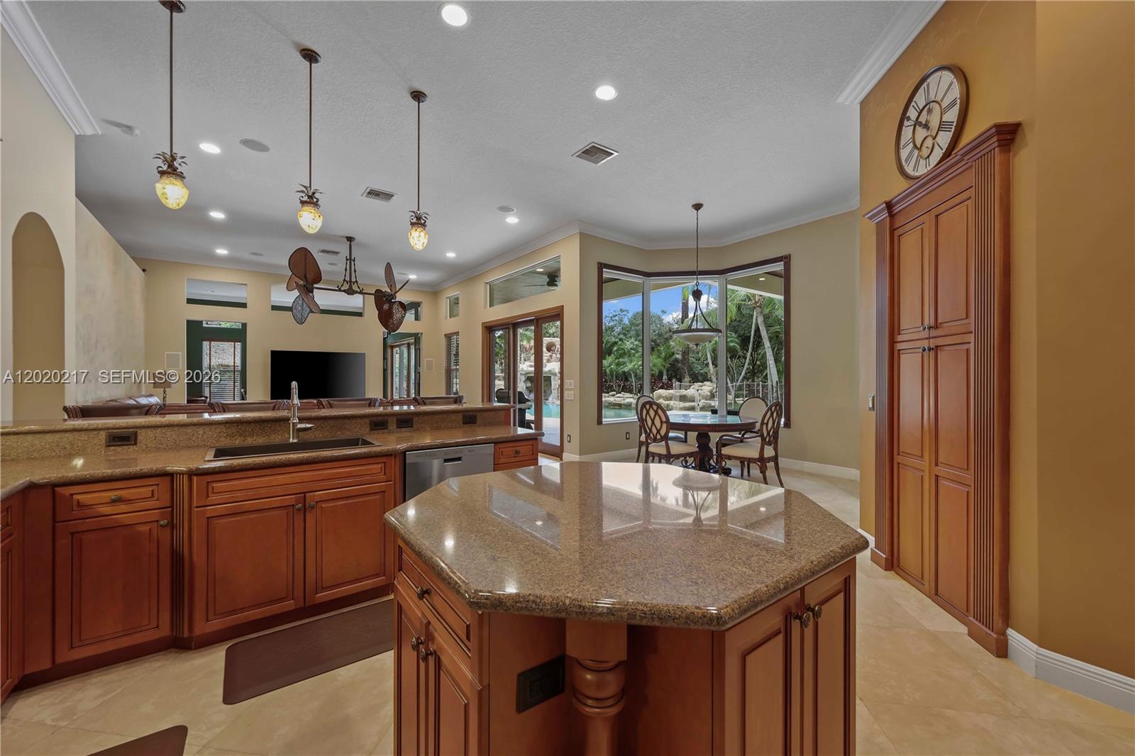 10018 Laurel Road Davie, FL 33328 - Photo 36 of 74