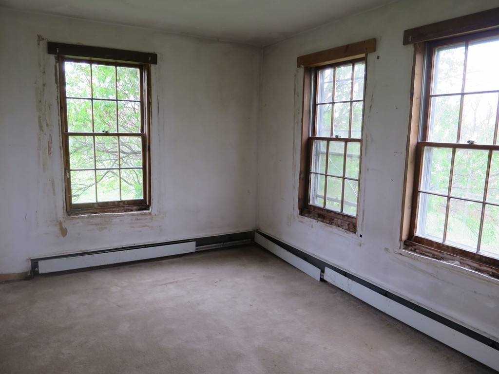 111 Fenton Road Monson, MA 01057 - Photo 11 of 28