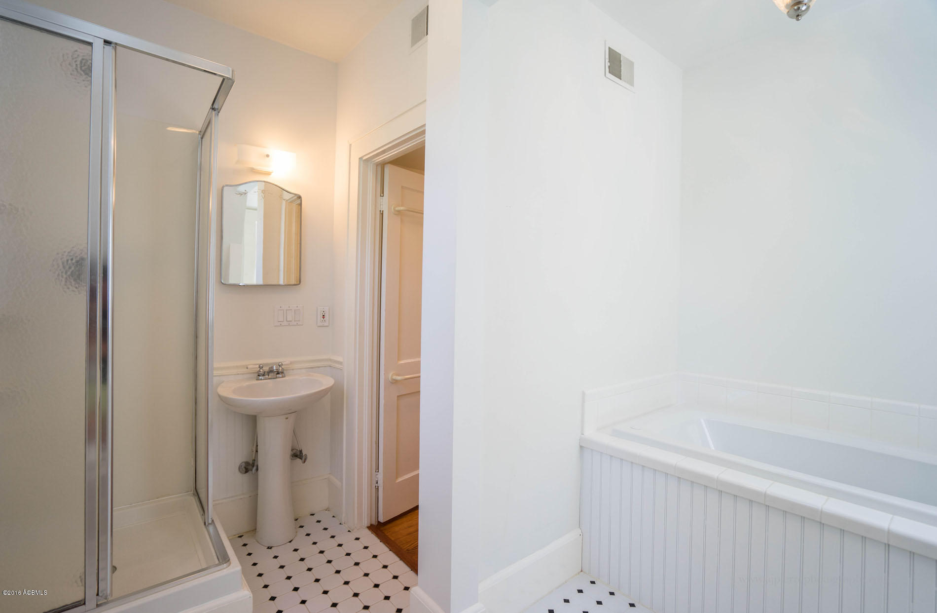 844 Ribaut Road Beaufort, SC 29902 - Photo 25 of 38 DSC02407-1