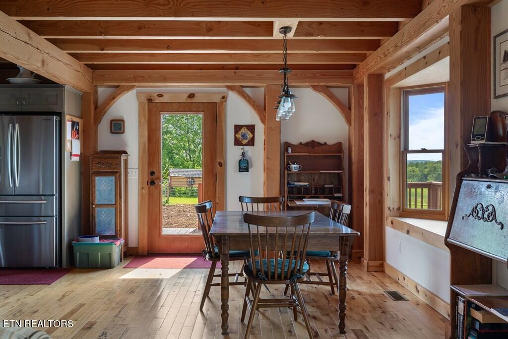 4232 Fanchers Mill Road Sparta, TN 38583 - Photo 5 of 23 dining