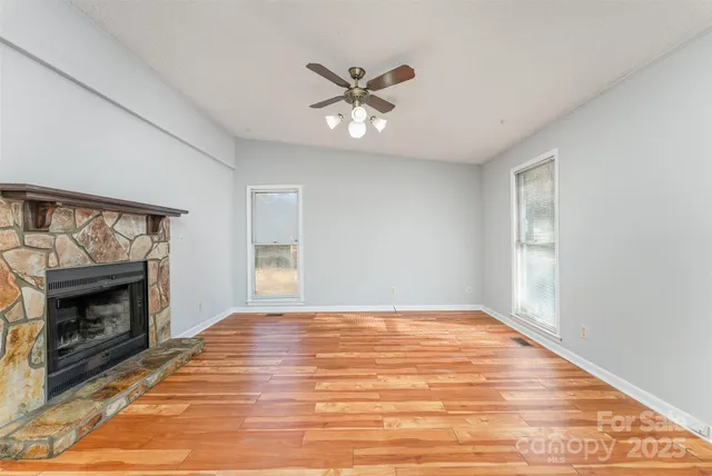 $279,500 | 8331 Gera Emma Drive, Charlotte, NC 28215