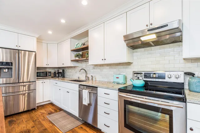 $4,300 | 279 Marcy Street, Unit 3, Portsmouth, NH 03801