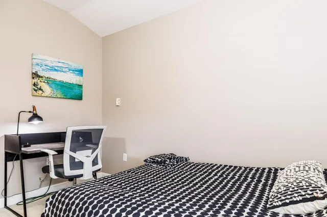 $4,300 | 279 Marcy Street, Unit 3, Portsmouth, NH 03801